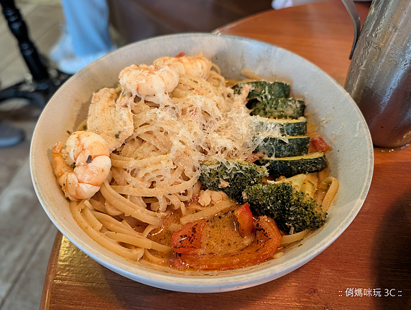 Google Pixel 10 Pro 智慧型手機開箱-相機拍照分享心得 (俏媽咪玩3C) (124).png