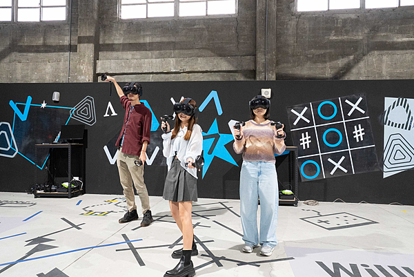 《歡迎來到霹靂宇宙大戲院》XR 走動式展演將於12_4開展，網紅搶先體驗。.png