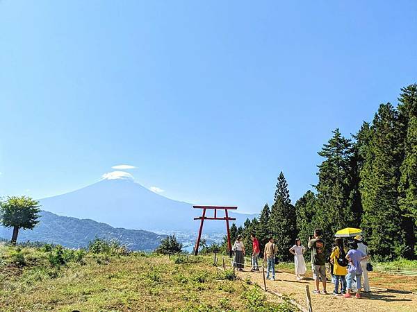 天空の鳥居-河口淺間神社遙拜所-13.jpg