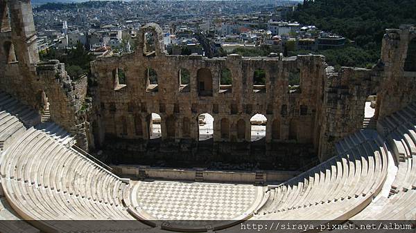 Theatre of Herodes Atticus. Live performances are still held here in summer.