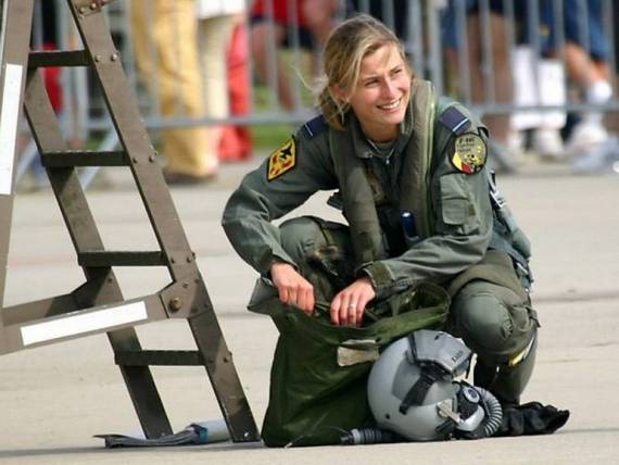 Military_Women_05 Belgium.jpg