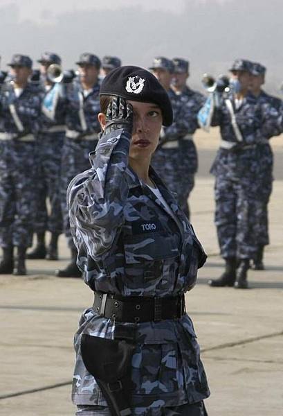 Military_Women_08 Chile.jpg