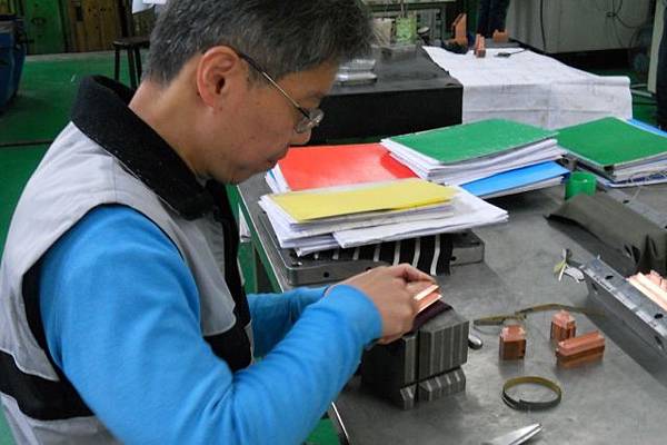 Taiwan mold maker Precision mold design MIM金屬成型模具