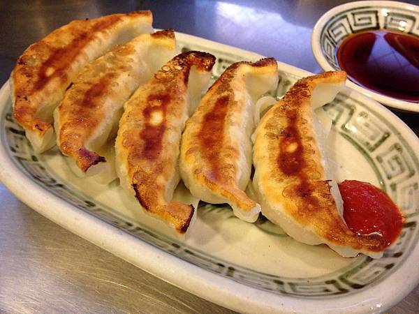 餃子 (3) 餃子 (3)