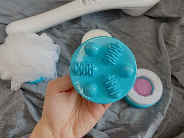 /tmp/php8YEUxH /tmp/php8YEUxH