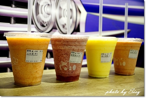 台中逢甲夜市美食Woogo juice加州果昔逢甲店