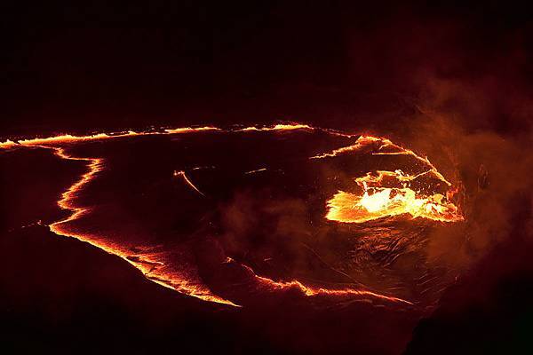 erte ale volcano1.jpg