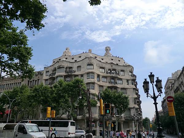 西班牙 巴塞羅那 米拉宮 Casa Mila