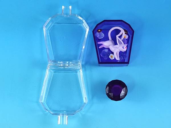 香水瓶3_09.jpg 香水瓶3_09.jpg