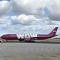 WOW air.JPG