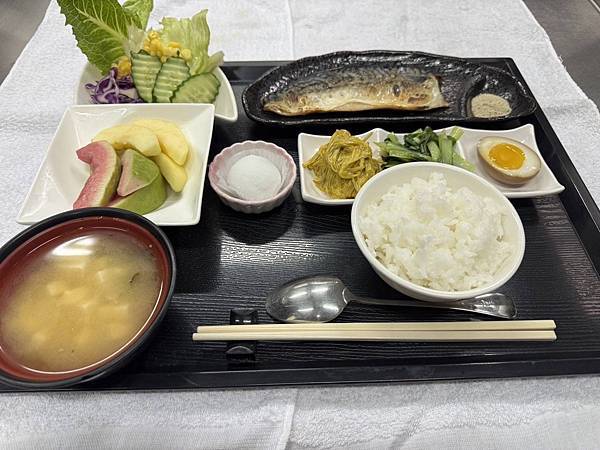 日月潭淶滬文旅酒店遠眺日月潭美景的高CP，180度超強無敵美