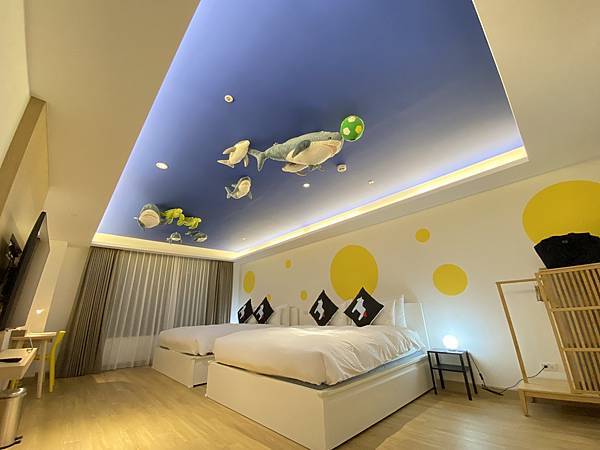 輕旅行~來去高雄住兩晚【福容徠旅IKEA風－寶寶超愛的BLA