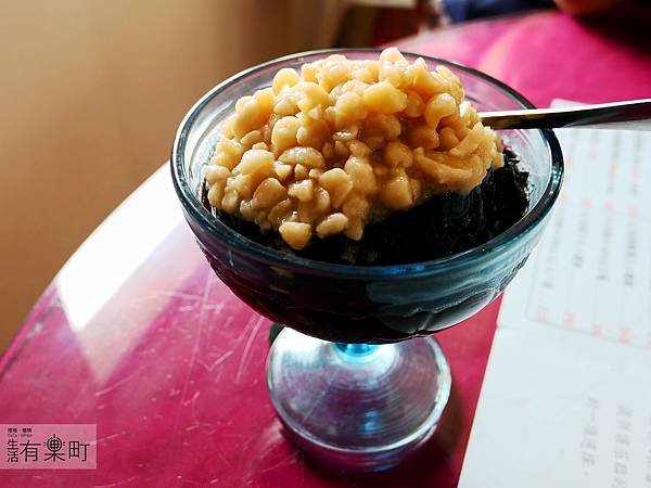 【新竹關西美食】仙草巷:來關西必吃,人氣冰品推薦,咕溜滑嫩超濃郁仙草冰,內用外帶還可以宅配_P1000549 【新竹關西美食】仙草巷:來關西必吃,人氣冰品推薦,咕溜滑嫩超濃郁仙草冰,內用外帶還可以宅配_P1000549