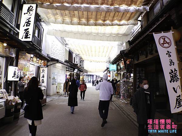 日本廣島自旅行，宮島美食推薦，牡蠣屋烤牡蠣套餐菜單價格分享，必吃在地小吃-4429.jpg