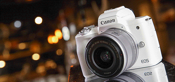 Canon EOS M50.gif