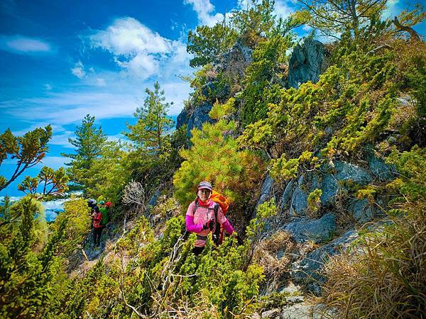 60af0e937028f.jpg 60af0e937028f.jpg