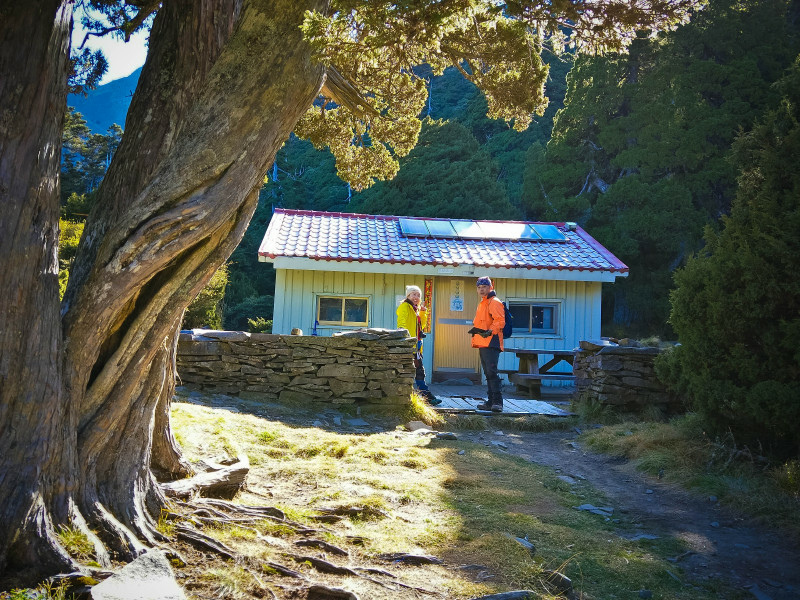 5bf698a7b750c.jpg 5bf698a7b750c.jpg