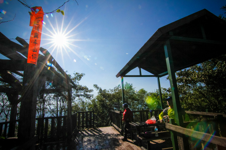 5be694e7efaea.jpg 5be694e7efaea.jpg