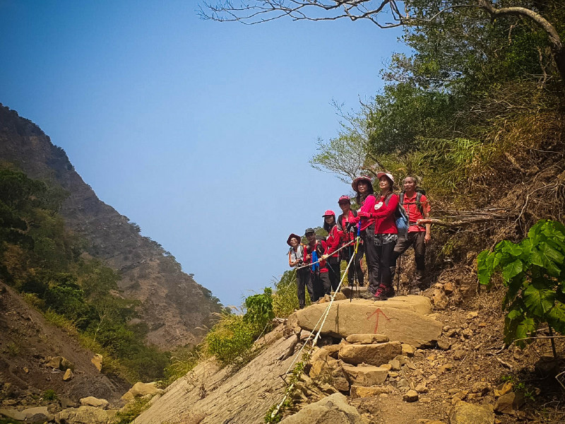 5cd137771673e.jpg 5cd137771673e.jpg