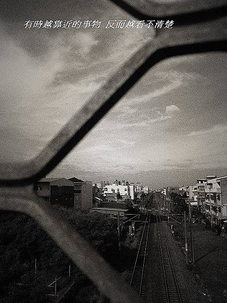 2010-09-1-早晨天空-D0_lomo.jpg