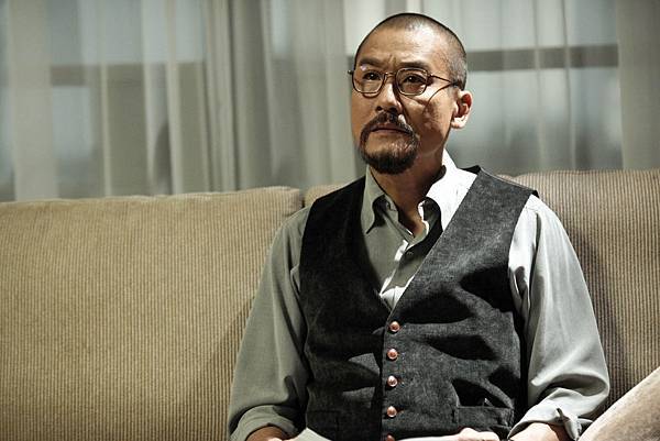 寒戰光頭父子檔,梁家輝戲中與彭于晏對手戲精彩絕倫 寒戰光頭父子檔,梁家輝戲中與彭于晏對手戲精彩絕倫