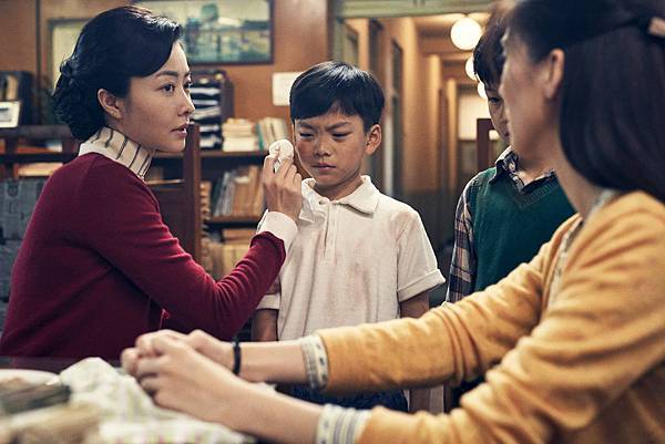 熊黛林在《葉問3》中飾演葉問妻子張永成.jpg 熊黛林在《葉問3》中飾演葉問妻子張永成.jpg