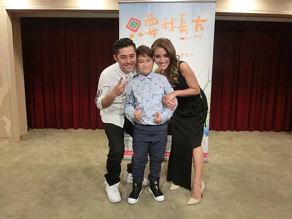 柯曉龍、吳瀚業、葉瑋庭 戲裡是一家人.JPG 柯曉龍、吳瀚業、葉瑋庭 戲裡是一家人.JPG