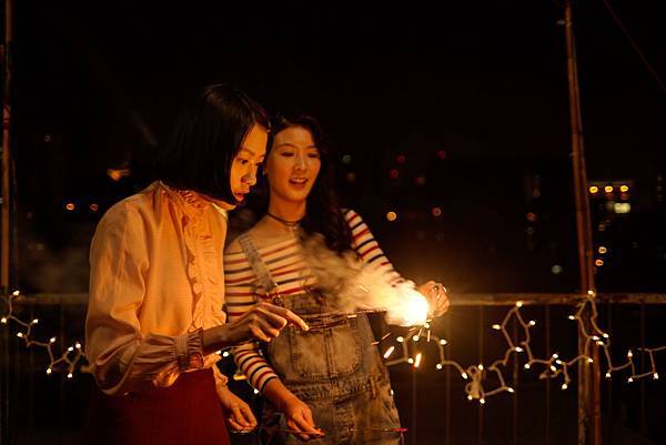 新演員廖子妤(左)、余香凝 戲裡女女曖昧 戲外親如家人.jpg 新演員廖子妤(左)、余香凝 戲裡女女曖昧 戲外親如家人.jpg