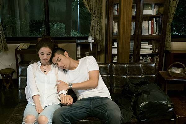 蔡卓妍(阿sa)與香港人氣型男周柏豪首次合作.jpg 蔡卓妍(阿sa)與香港人氣型男周柏豪首次合作.jpg