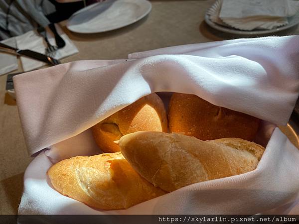 【The Chapter Café】台北信義誠品行旅一樓無 【The Chapter Café】台北信義誠品行旅一樓無