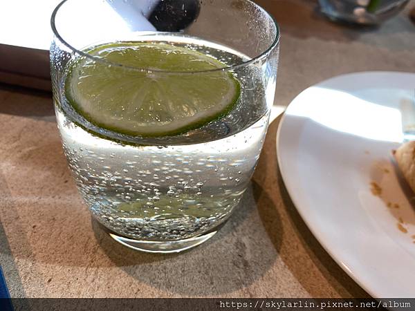 【The Chapter Café】台北信義誠品行旅一樓無 【The Chapter Café】台北信義誠品行旅一樓無