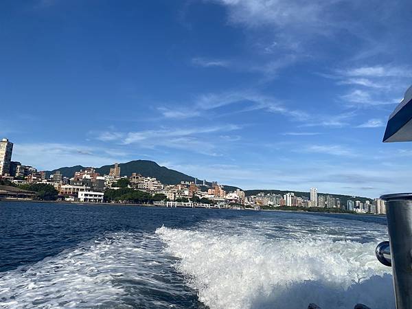 【淡水沙侖】淡水老街、渡淪、沙侖海灘 走走 @捷運淡水站