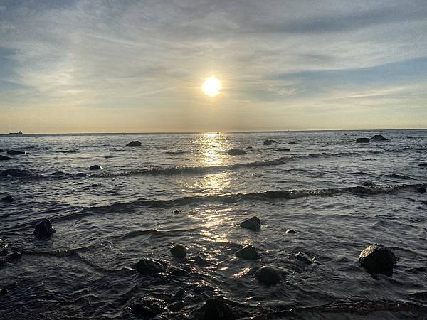 【淡水沙侖】淡水老街、渡淪、沙侖海灘 走走 @捷運淡水站