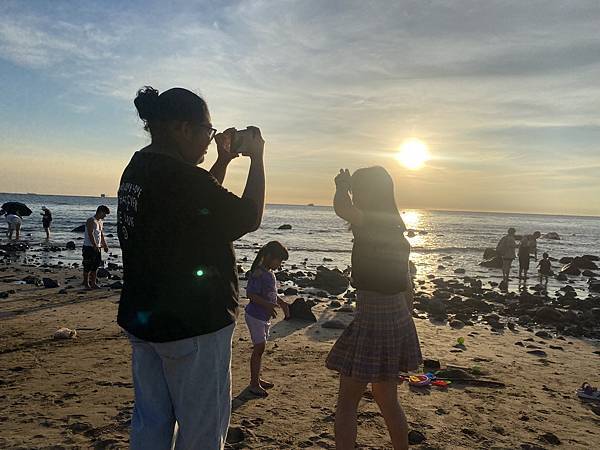 【淡水沙侖】淡水老街、渡淪、沙侖海灘 走走 @捷運淡水站