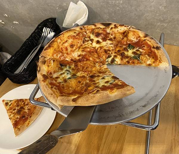 【Pizza Doppio披薩多彼歐】現點現做手工披薩,多種 【Pizza Doppio披薩多彼歐】現點現做手工披薩,多種