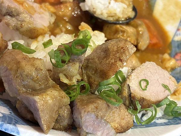 【北安咖哩】大直、實踐大學區的強檔咖哩店主打傳遞溫暖幸福的 【北安咖哩】大直、實踐大學區的強檔咖哩店主打傳遞溫暖幸福的