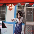 2009.11.15詩萍@鈞偉婚宴(美女小提琴芊芊老師).jpg