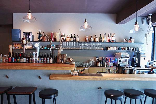 GUMGUM Beer & Wings 餐酒