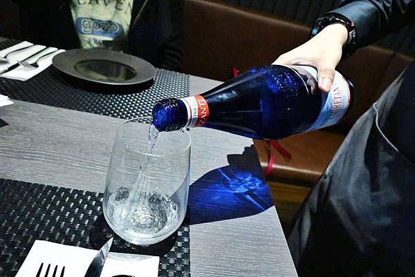 紅點熟成肉餐廳