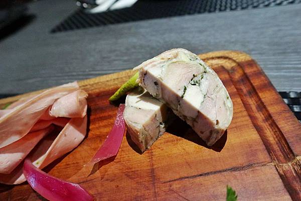 紅點熟成肉餐廳