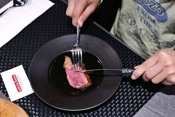 紅點熟成肉餐廳