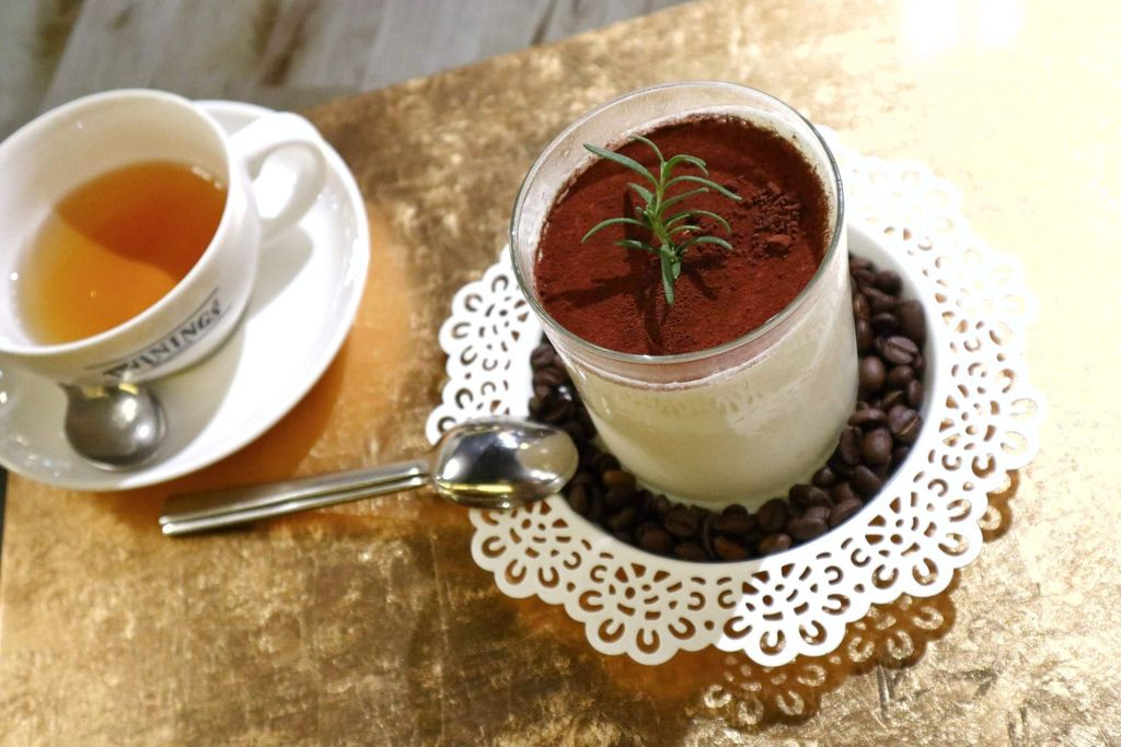 French Windows 法蘭綺瑥朵茶餐館