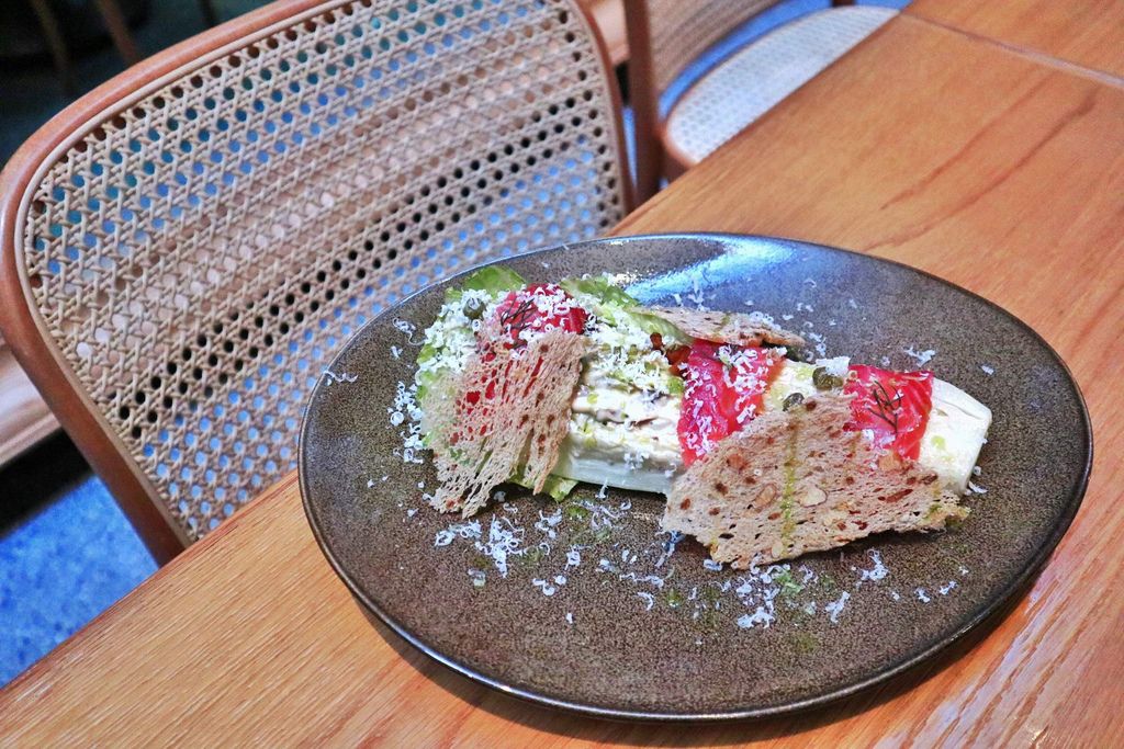 QUE原木燒烤餐廳