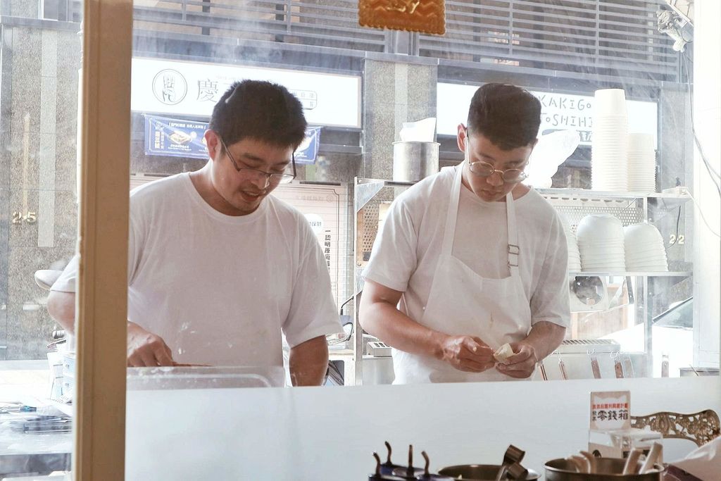 古北饕:文青店面賣的是中式餐點,小籠湯包、絲包湯包 /台北素食餐廳