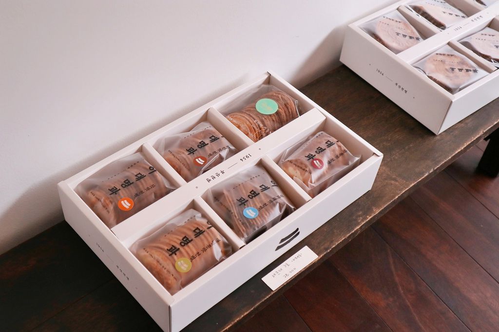 【韓國釜山美食】二代名菓이대명과:釜山必買伴手禮,傳承一甲子韓式煎餅(外帶) @女子的休假計劃 이대명과(二代名菓)草梁845