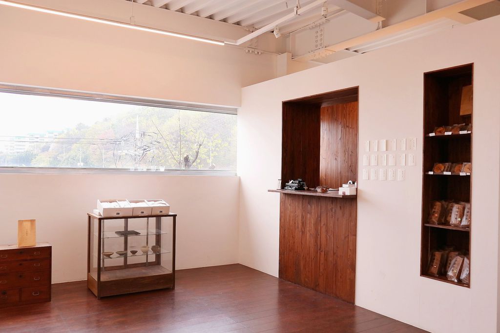 【韓國釜山美食】二代名菓이대명과:釜山必買伴手禮,傳承一甲子韓式煎餅(外帶) @女子的休假計劃 이대명과(二代名菓)草梁845