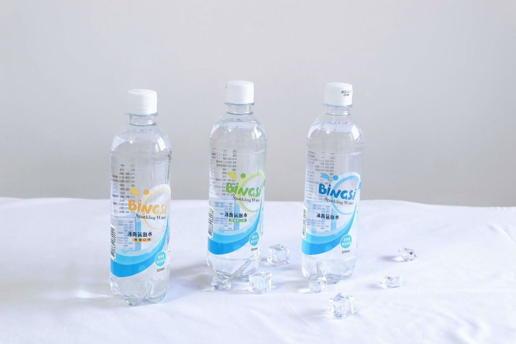 【宅配開箱】冰澌氣泡水,清涼一夏!