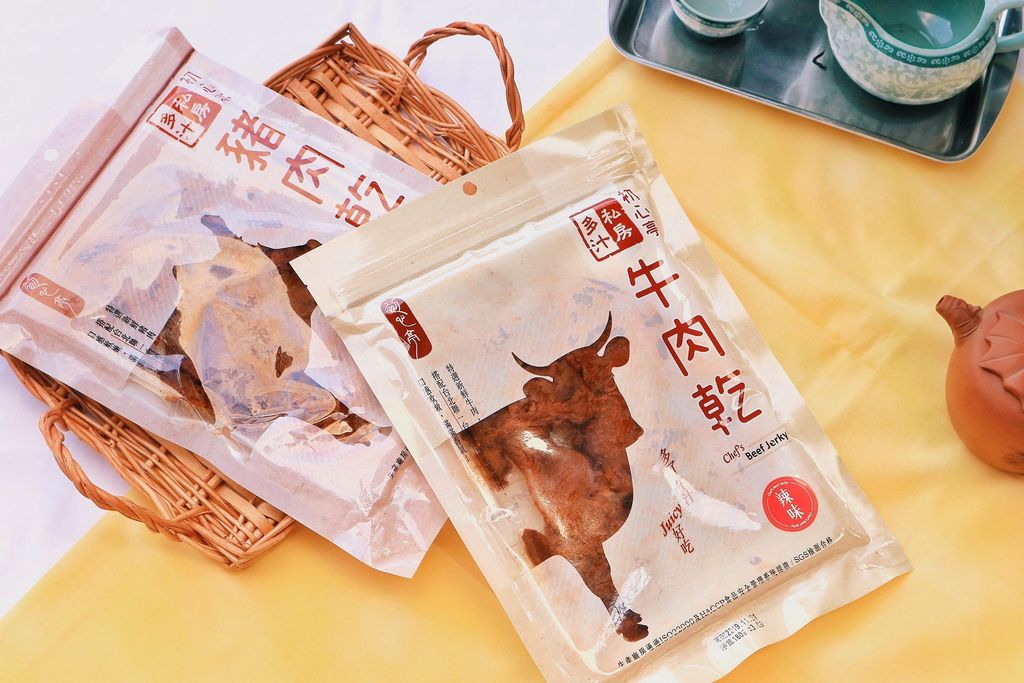 【宅配年節伴手禮】初心亭牛肉乾、初心亭豬肉乾、一起伴麵