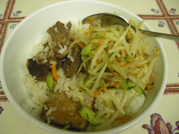 炒豆芽菜+魯肉