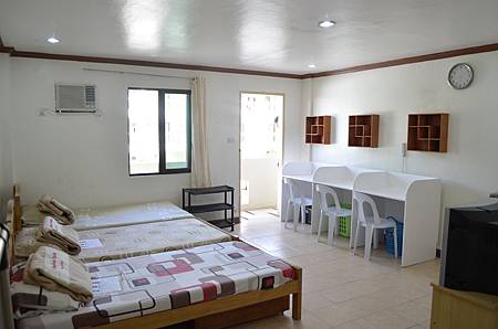 Three bedroom dornmitory.JPG